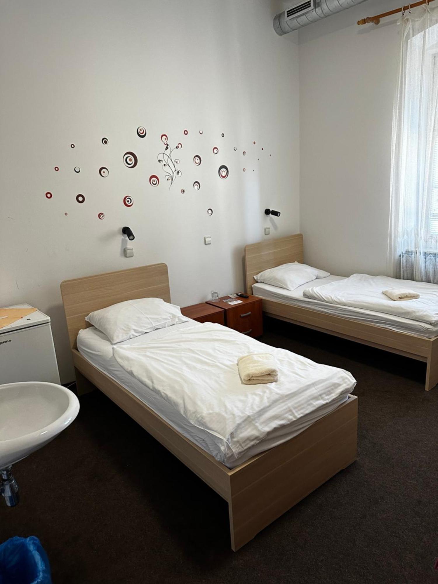 Guesthouse Pri Tonetu Ptuj Exteriör bild